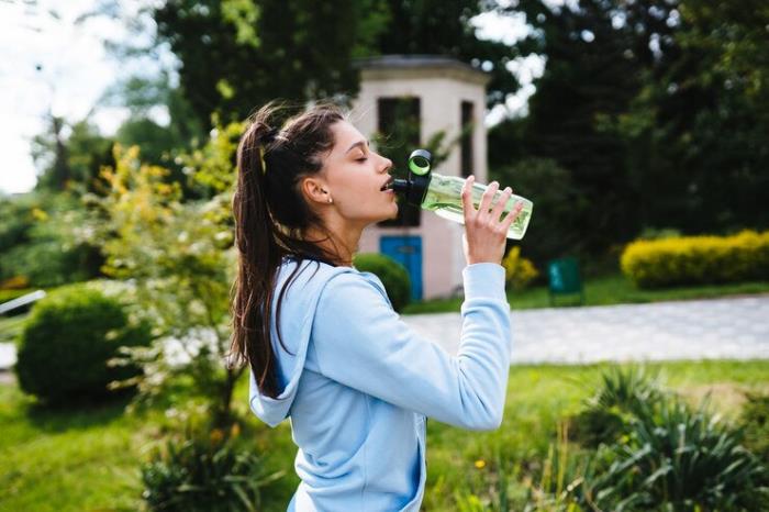 Staying Hydrated for Optimal Healing