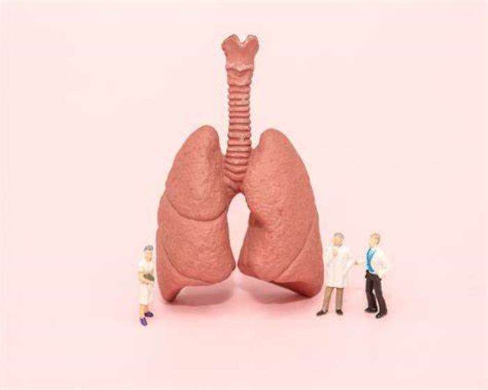 Managing Respiratory Infections After Lung Transplant